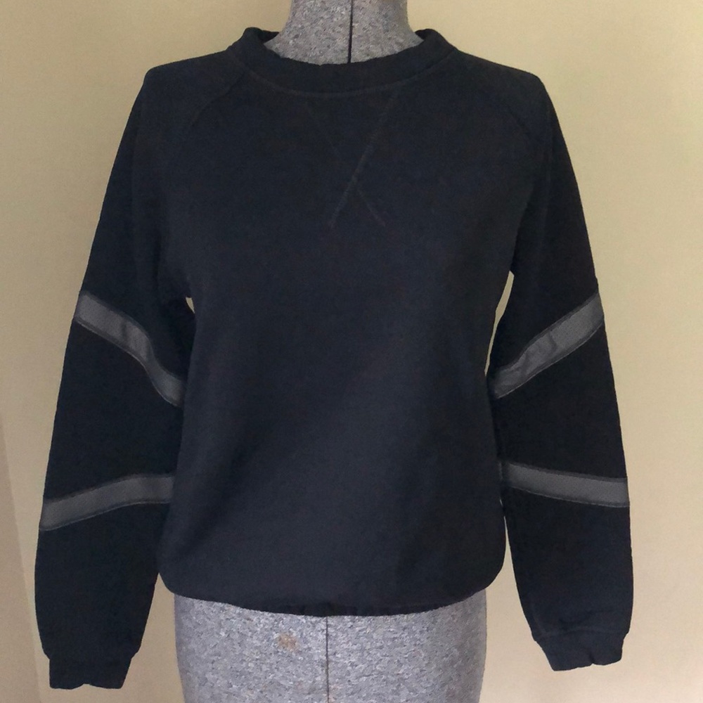Lululemon Black Reflective Sweatshirt